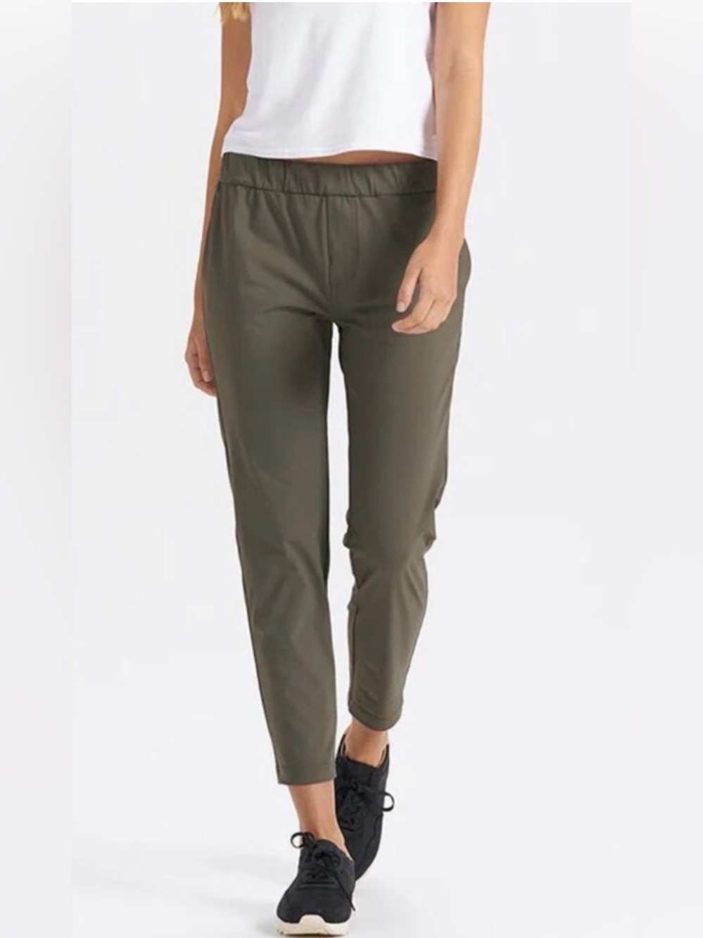 Vuori Women's Miles Ankle Jogger Pant Performance Moisture Wicking Olive Green M